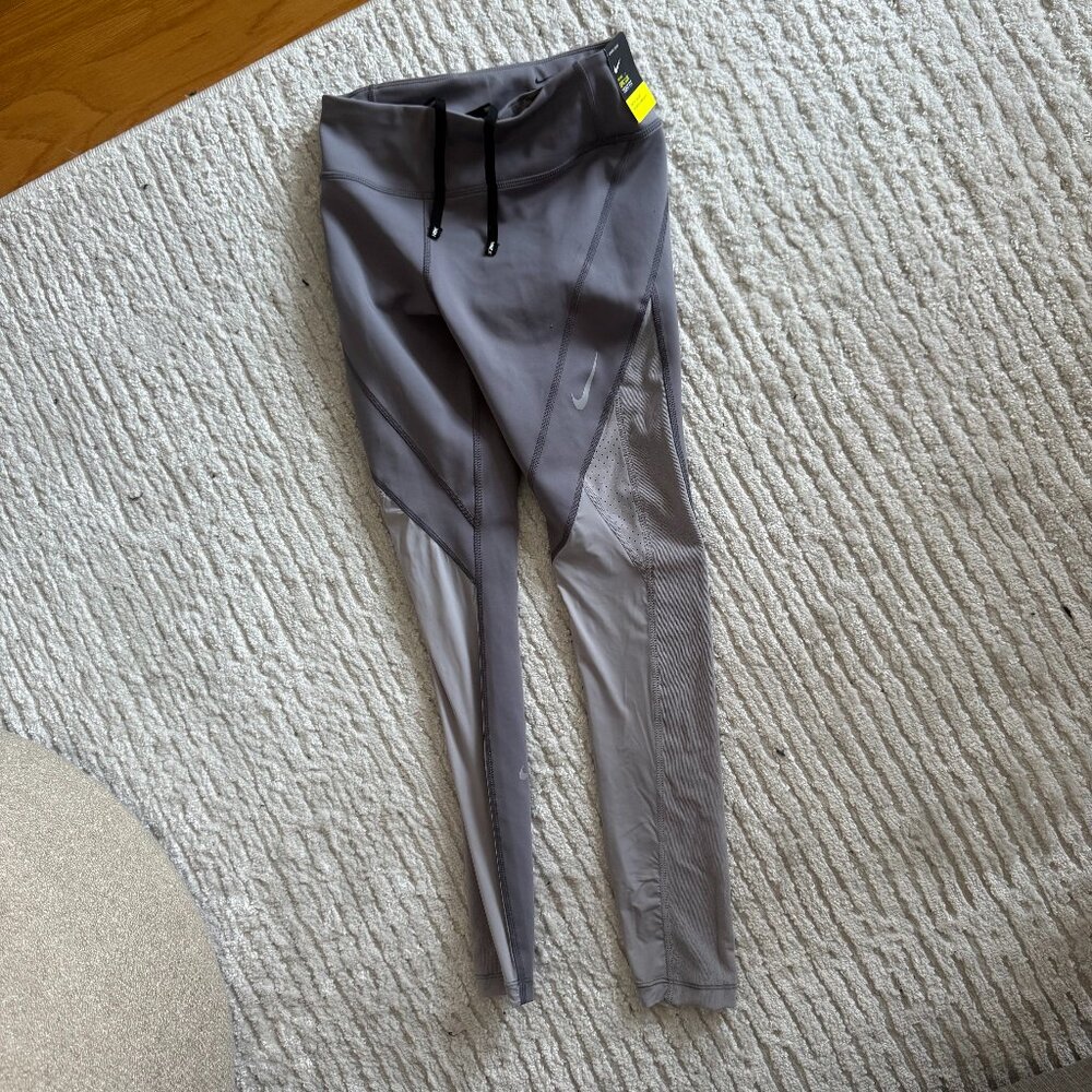 Nike Dri-Fit Epic Lux Tight Fit 7/8 Length Gray Mesh